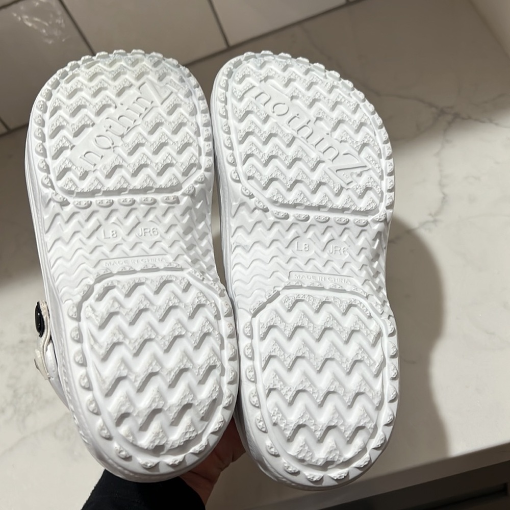 NWOT{nothinZ}Sz L8, JR 6 white Clog - Picture 7 of 8